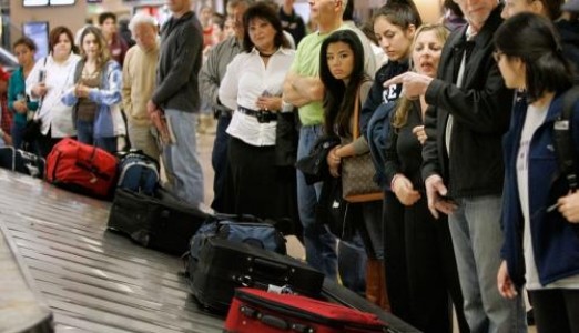 如何实现机场行李的定位跟踪？